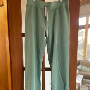 Figs XS Jade Livingston scrub pant